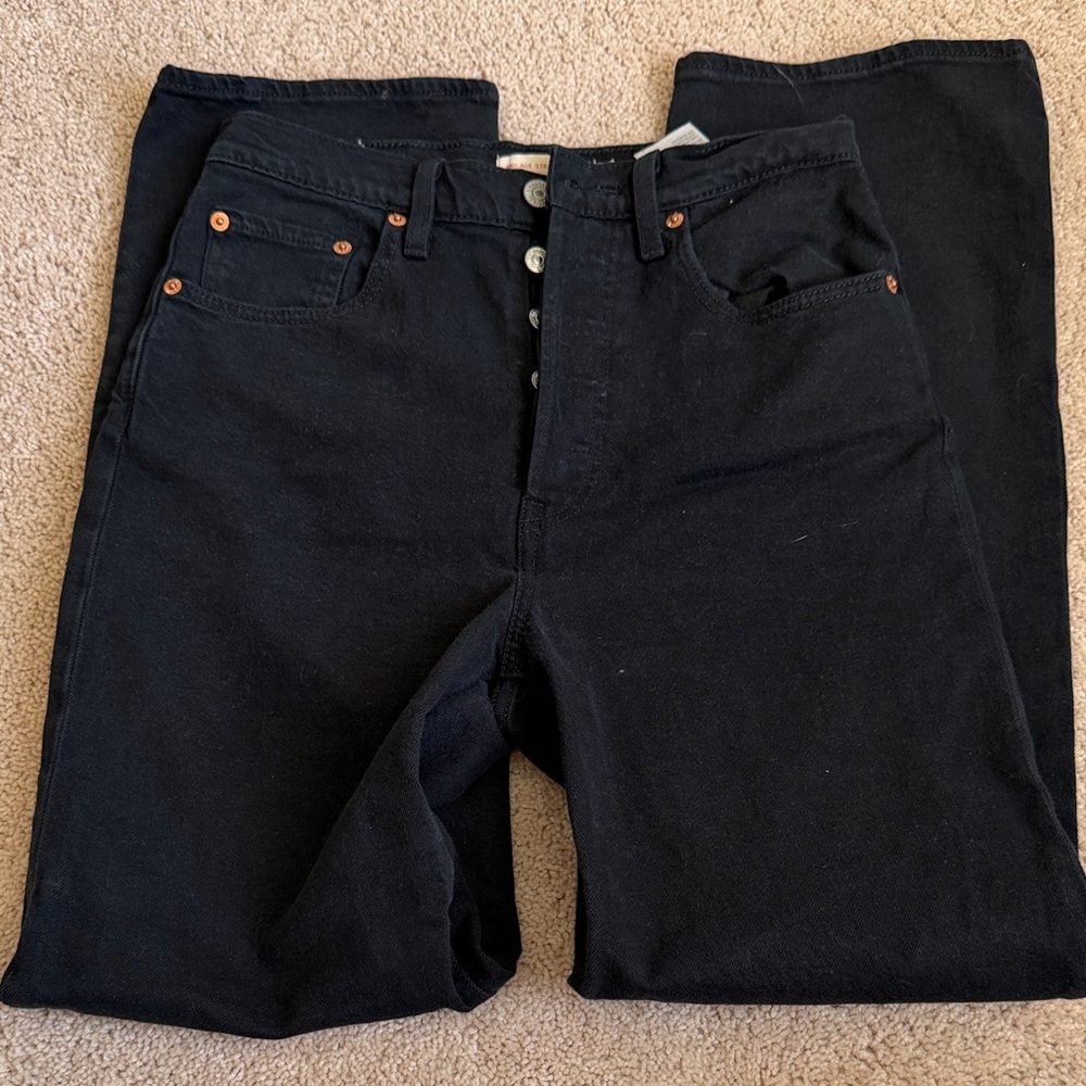 Levi's Classic Black Jeans - Picture 2 of 3